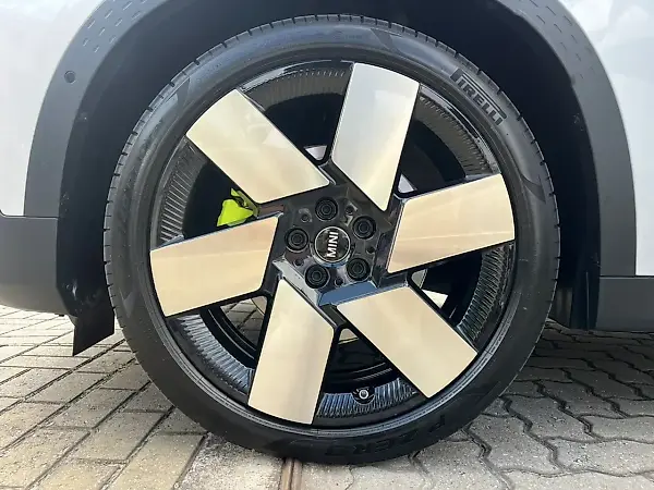 Mini Countryman SE All4 - Imagem 17