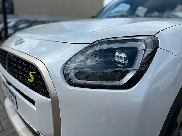 Mini Countryman SE All4 - Imagem 18