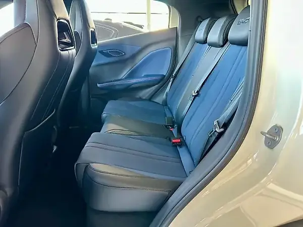 BYD Dolphin - Imagem 12