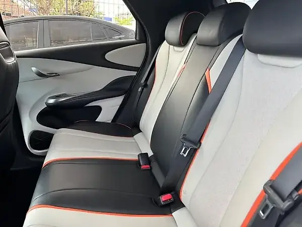 BYD Dolphin - Imagem 11