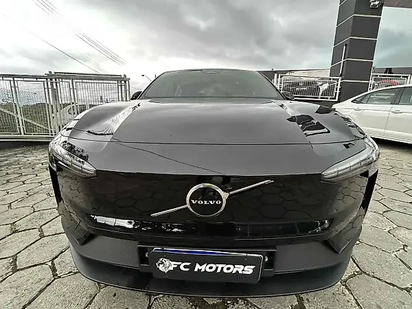 Volvo EX30 - Imagem 2