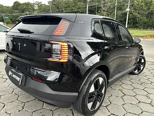 Volvo EX30 - Imagem 4