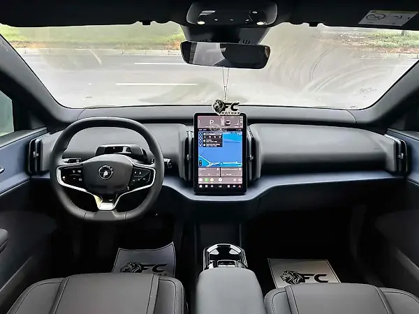 Volvo EX30 - Imagem 7