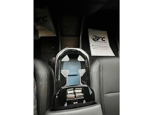 Volvo EX30 - Imagem 12