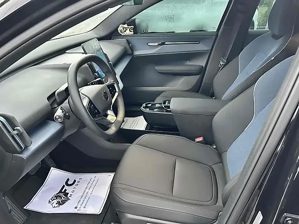 Volvo EX30 - Imagem 10