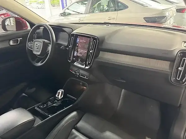 Volvo XC40 - Imagem 7