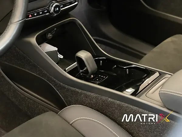 Volvo C40 Recharge - Imagem 13