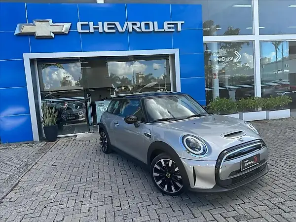Mini Cooper SE - Imagem 1