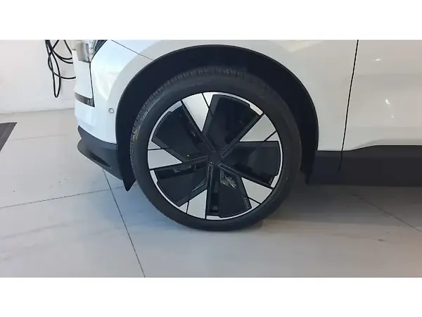 Volvo EX30 - Imagem 4