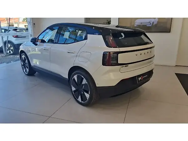 Volvo EX30 - Imagem 5