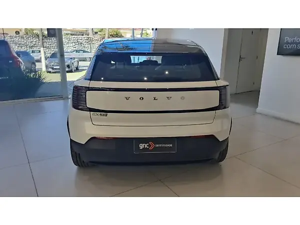 Volvo EX30 - Imagem 8