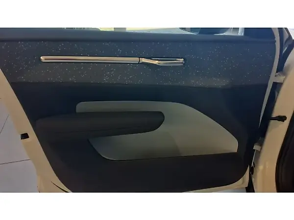 Volvo EX30 - Imagem 7