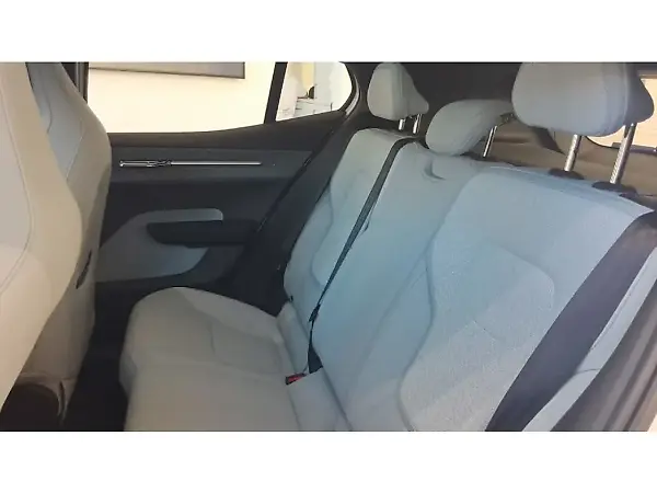 Volvo EX30 - Imagem 12