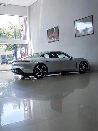 Porsche Taycan - Imagem 2