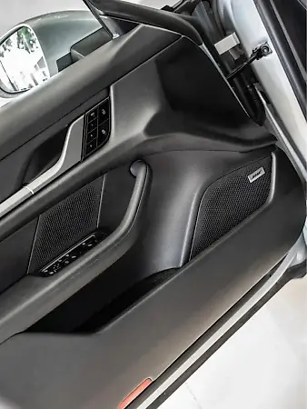 Porsche Taycan - Imagem 5