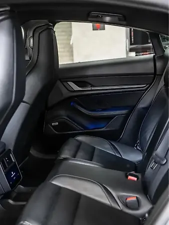 Porsche Taycan - Imagem 4