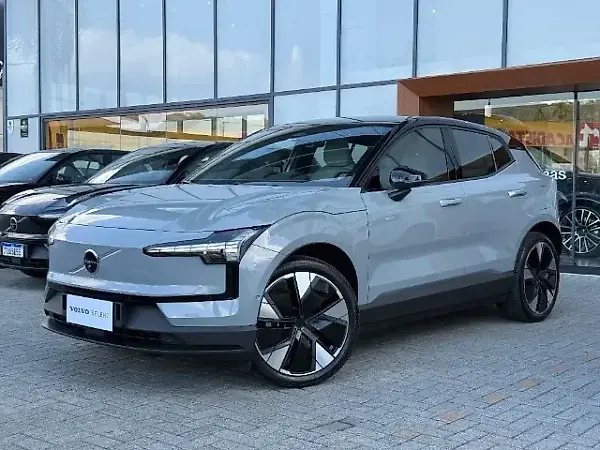 Volvo EX30 - Imagem 2