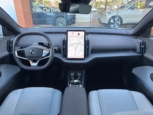 Volvo EX30 - Imagem 4