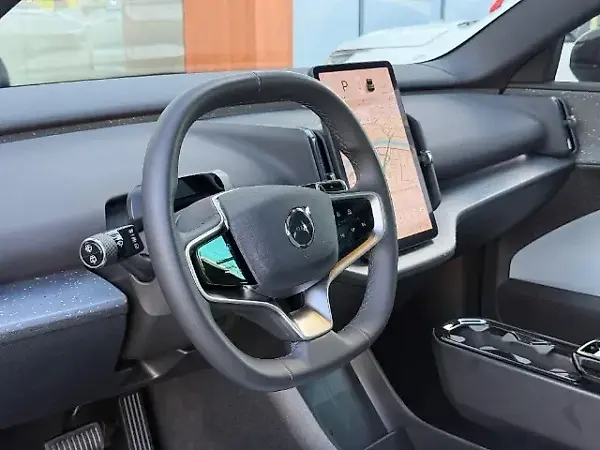 Volvo EX30 - Imagem 7