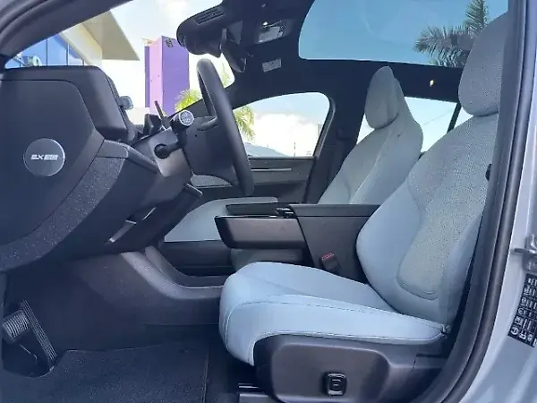 Volvo EX30 - Imagem 9