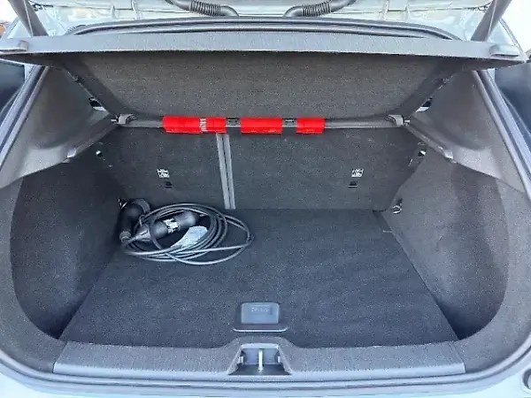 Volvo EX30 - Imagem 20