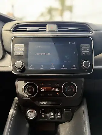 Nissan Leaf - Imagem 18