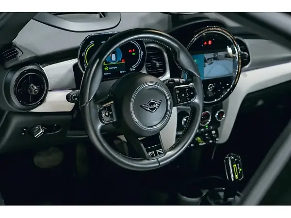 Mini Cooper SE - Imagem 20