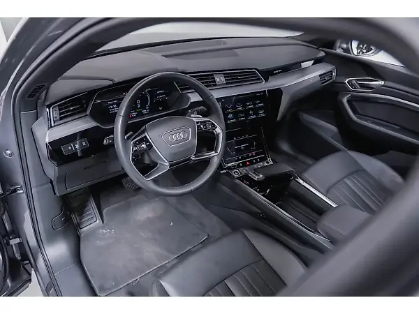 Audi E-tron Sportback - Imagem 7