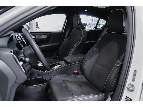 Volvo C40 Recharge - Imagem 7