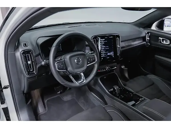 Volvo C40 Recharge - Imagem 8