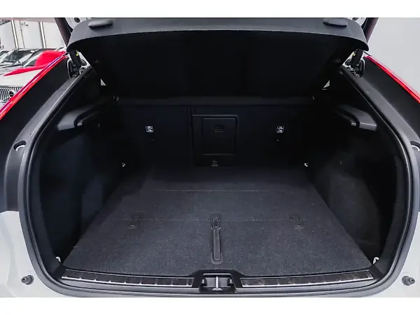 Volvo C40 Recharge - Imagem 15