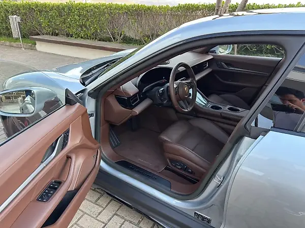 Porsche Taycan - Imagem 7