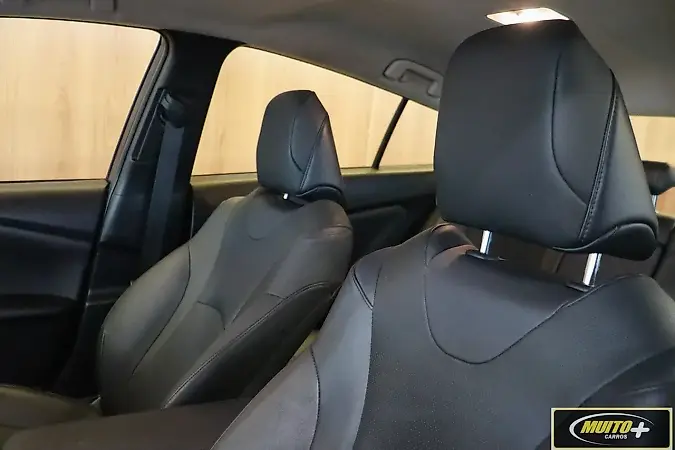 Toyota Prius Gen-4 - Imagem 9