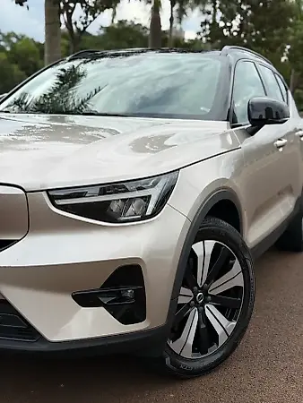 Volvo XC40 Recharge - Imagem 3
