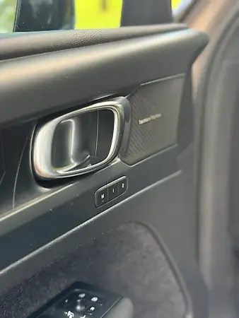 Volvo XC40 Recharge - Imagem 16