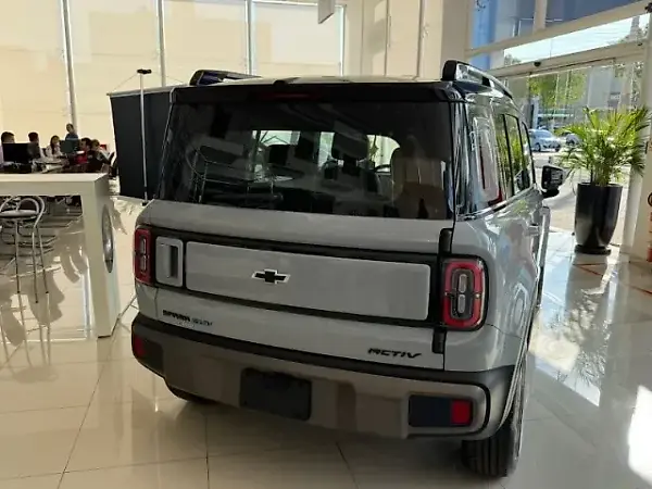 Chevrolet Spark Euv - Imagem 13