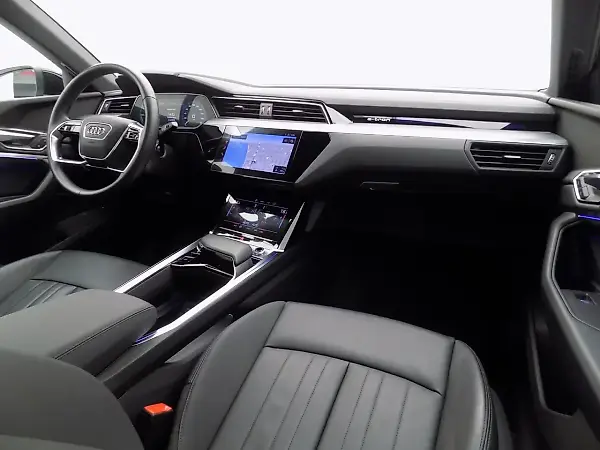 Audi E-tron Sportback - Imagem 12