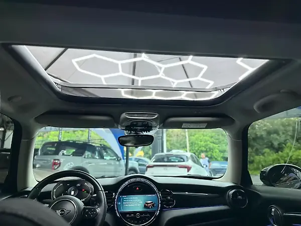 Mini Cooper SE - Imagem 8