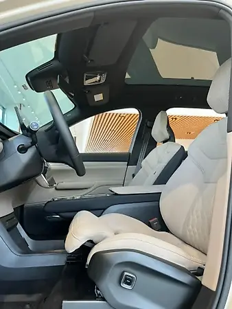 Volvo Ex90 - Imagem 8
