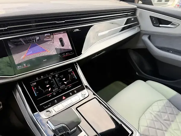 Audi Q8 E-tron - Imagem 11