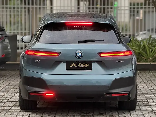 BMW Ix - Imagem 5