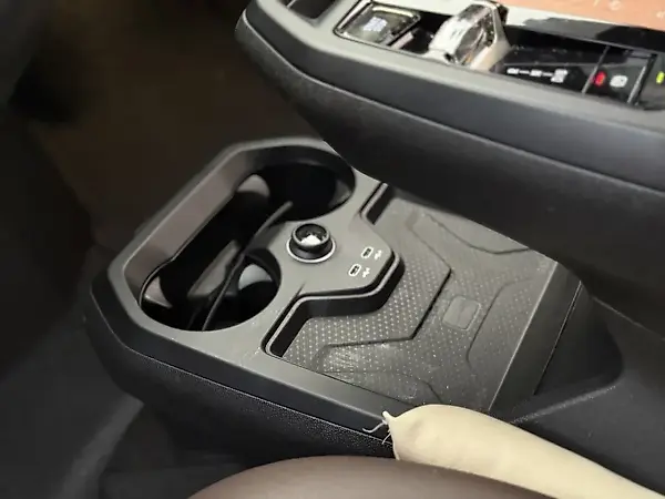 BMW Ix - Imagem 15