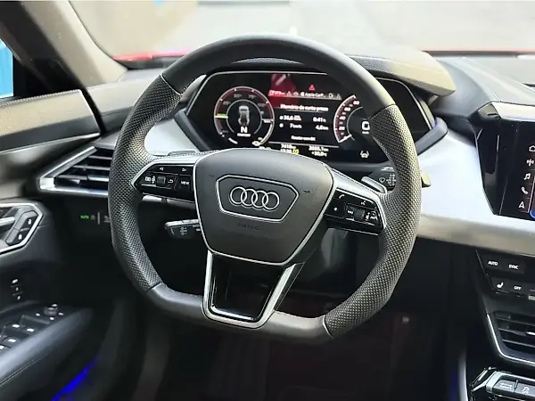 Audi E-tron S Sportback - Imagem 3