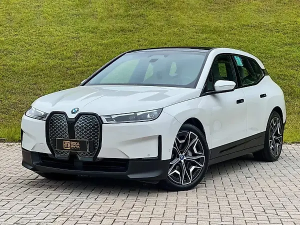 BMW Ix - Imagem 1