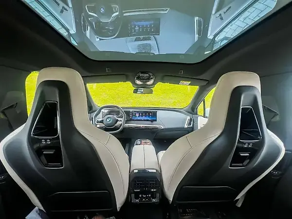 BMW Ix - Imagem 9