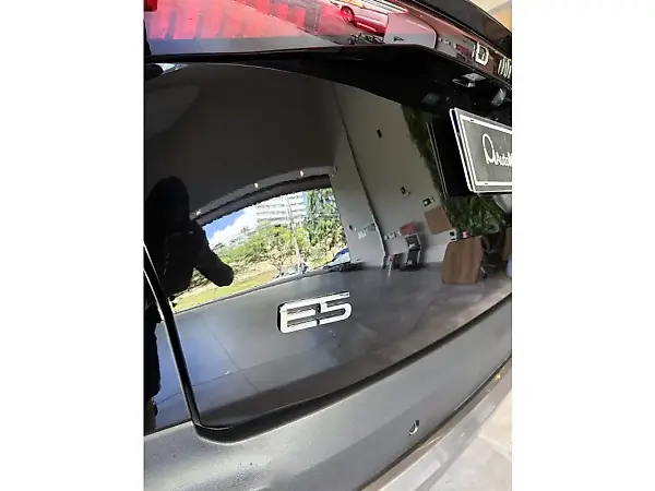 Omoda E5 - Imagem 19