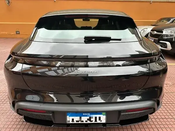Porsche Taycan - Imagem 5