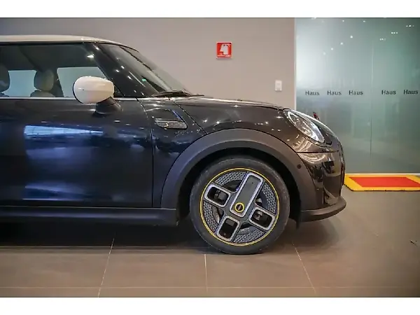 Mini Cooper SE - Imagem 4