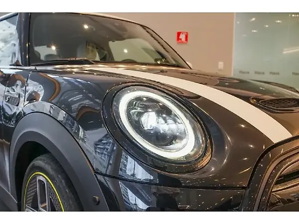 Mini Cooper SE - Imagem 19