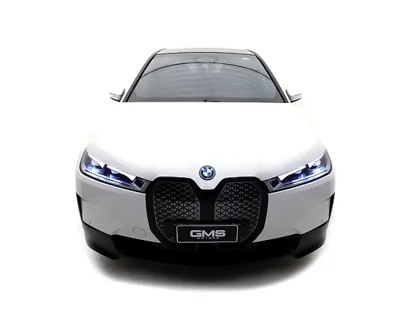 BMW Ix - Imagem 2
